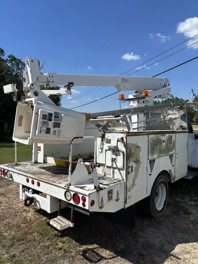 Image of Altec AT200 equipment image 4