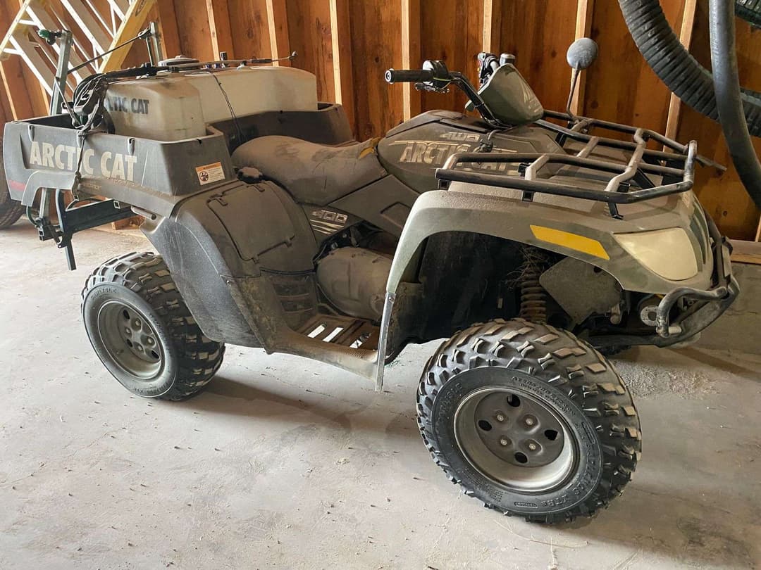 Image of Arctic Cat 400 Primary image