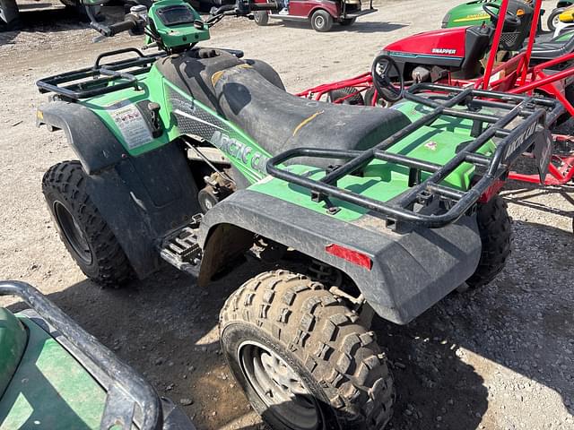 Image of Arctic Cat 400 equipment image 2
