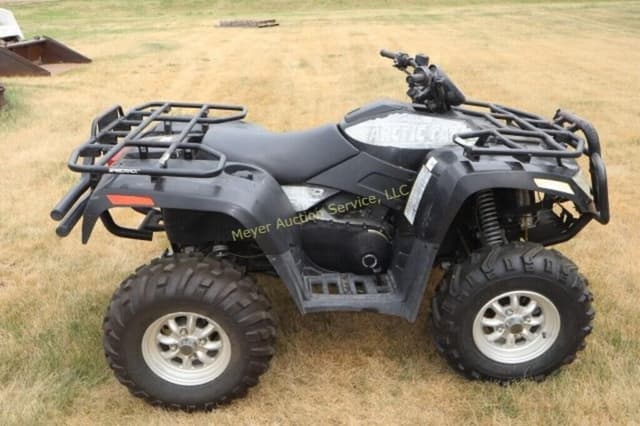 Image of Arctic Cat 650HI equipment image 2