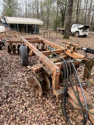 2005 Athens 127 Equipment Image0