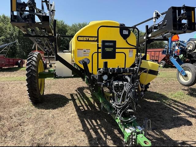 Image of Bestway Field Pro II 1000 equipment image 4