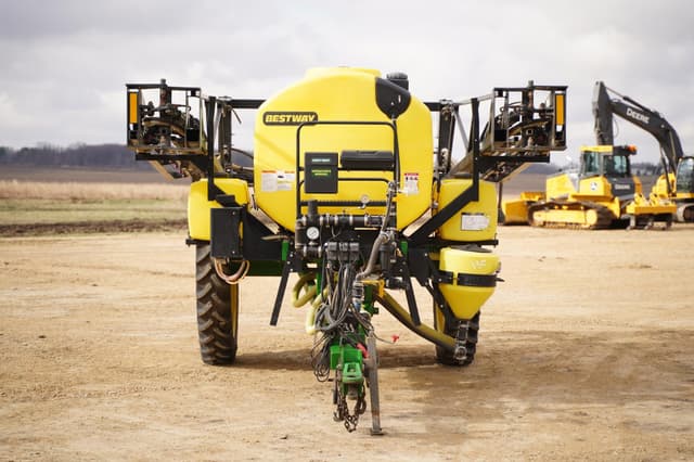 Image of Bestway Field Pro III 1200 equipment image 1