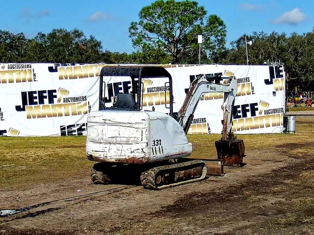 Image of Bobcat 331G equipment image 4