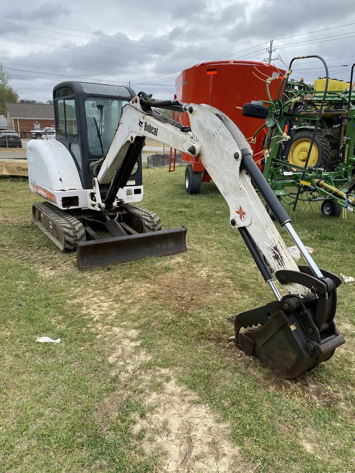 2005 Bobcat 334G Equipment Image0