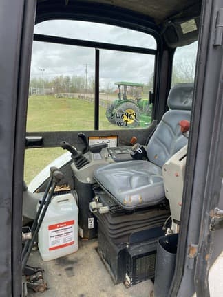 Image of Bobcat 334G equipment image 4