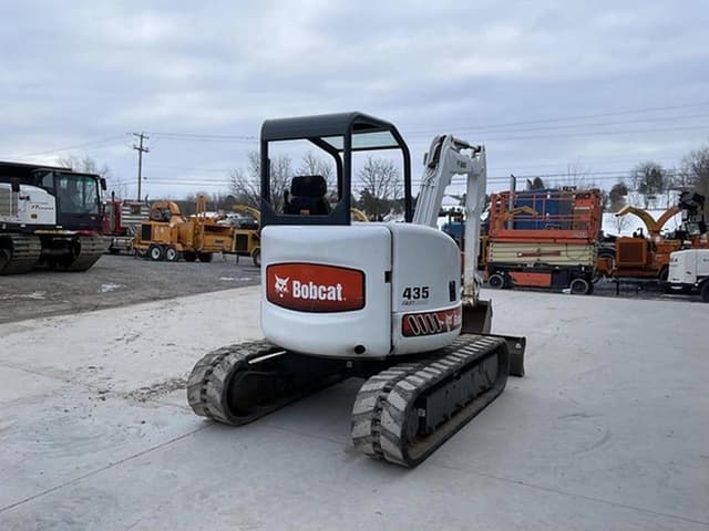 Image of Bobcat 435 equipment image 3