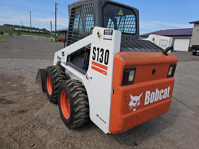Image of Bobcat S130 equipment image 2