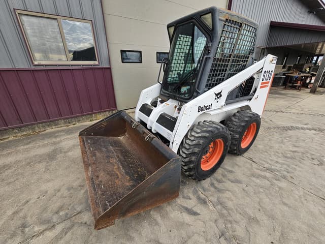 Image of Bobcat S130 equipment image 3