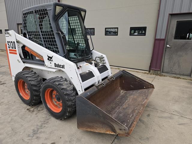 Image of Bobcat S130 equipment image 4