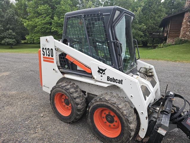 Image of Bobcat S130 equipment image 1