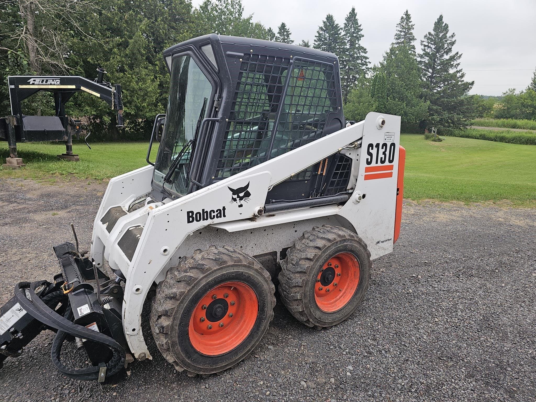 2005 Bobcat S130 Equipment Image0