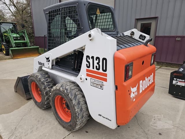Image of Bobcat S130 equipment image 2