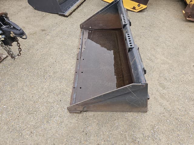 Image of Bobcat S130 equipment image 3