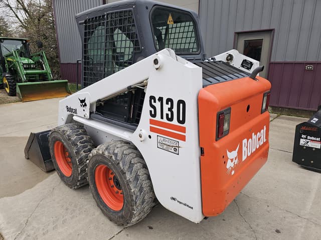 Image of Bobcat S130 equipment image 2