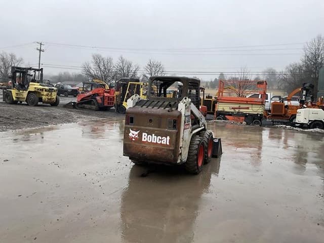 Image of Bobcat S130 equipment image 3