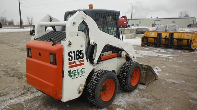 Image of Bobcat S185 equipment image 3