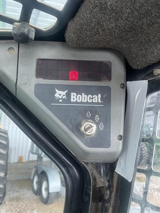 Image of Bobcat S185 equipment image 3