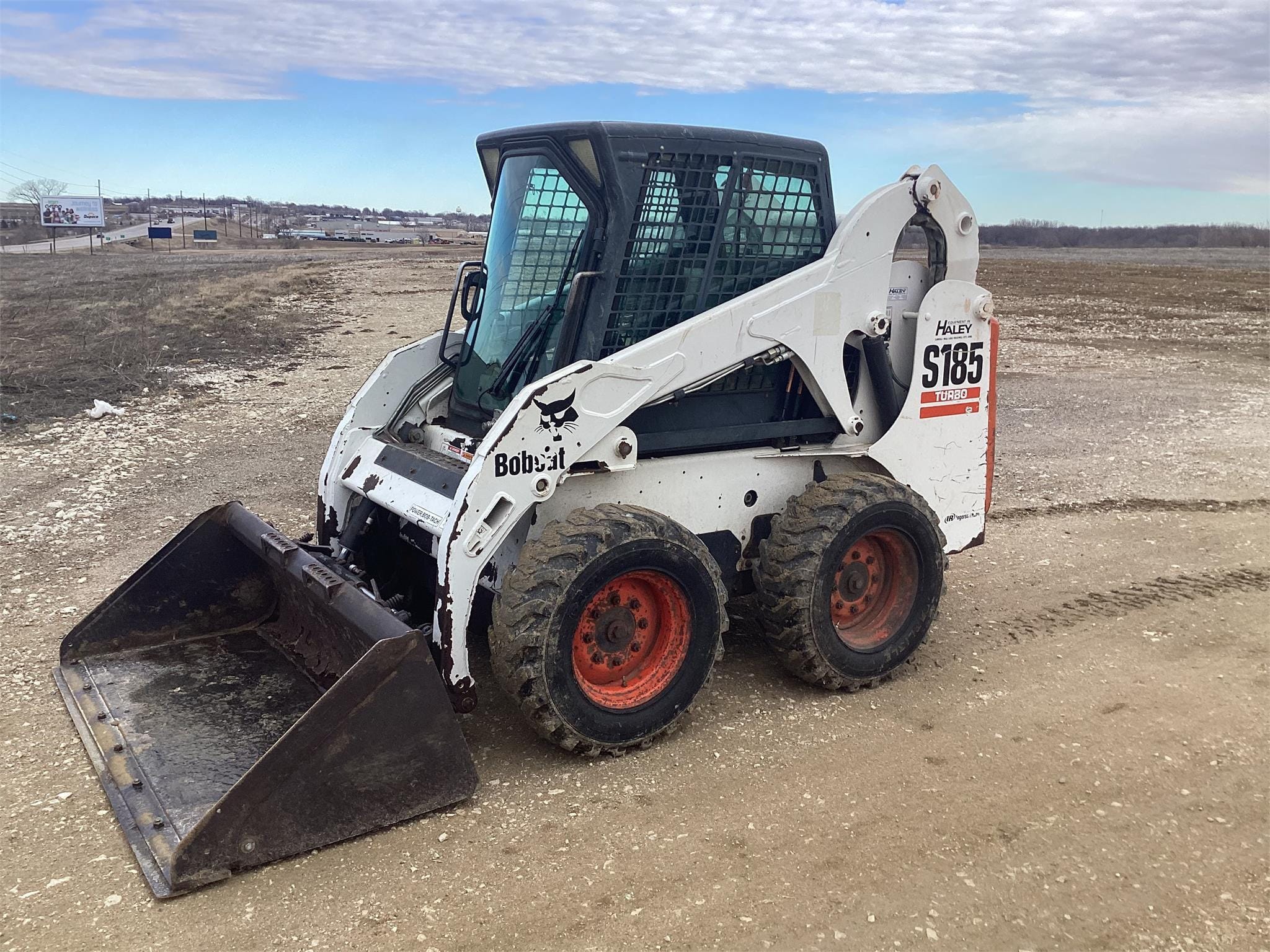 Main image Bobcat S185