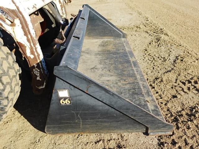 Image of Bobcat S205 equipment image 4