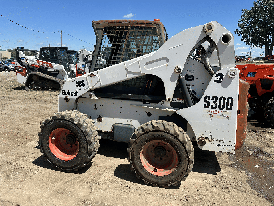 2005 Bobcat S300 Equipment Image0
