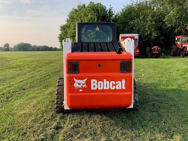 Image of Bobcat T180 equipment image 4
