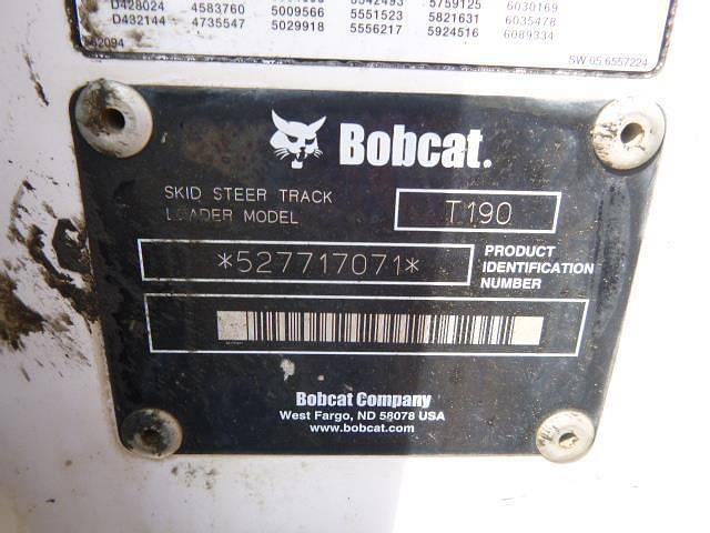 Image of Bobcat T190 equipment image 4