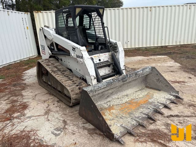 Image of Bobcat T250 equipment image 2