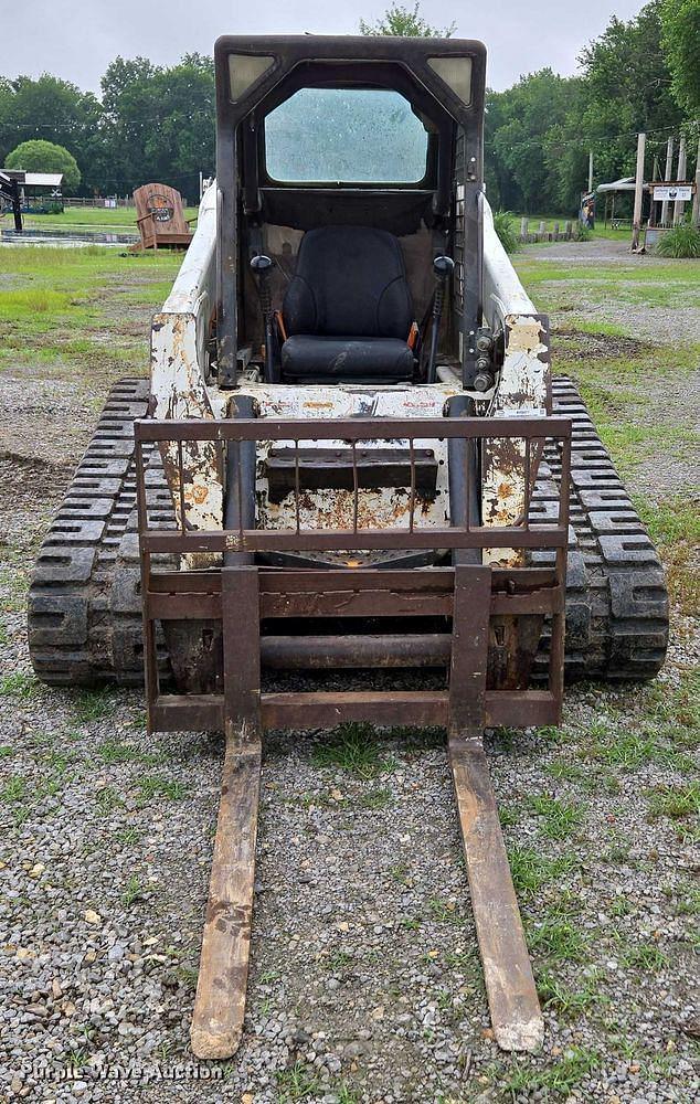 Image of Bobcat T250 equipment image 1