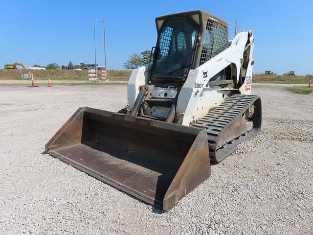 Image of Bobcat T300 equipment image 1