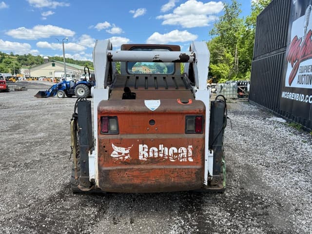 Image of Bobcat T300 equipment image 2