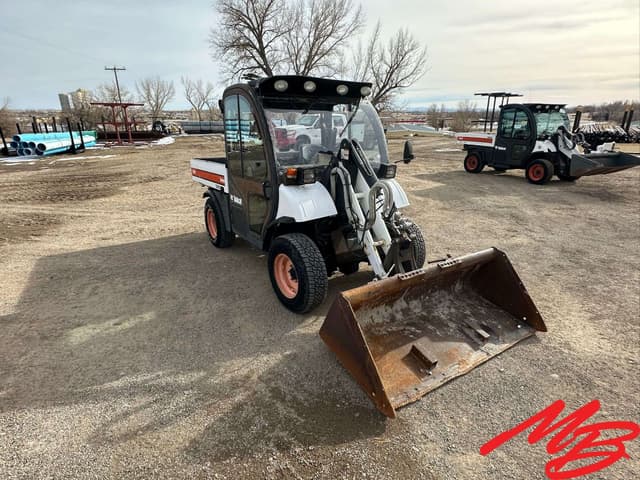 Image of Bobcat Toolcat 5600 equipment image 2