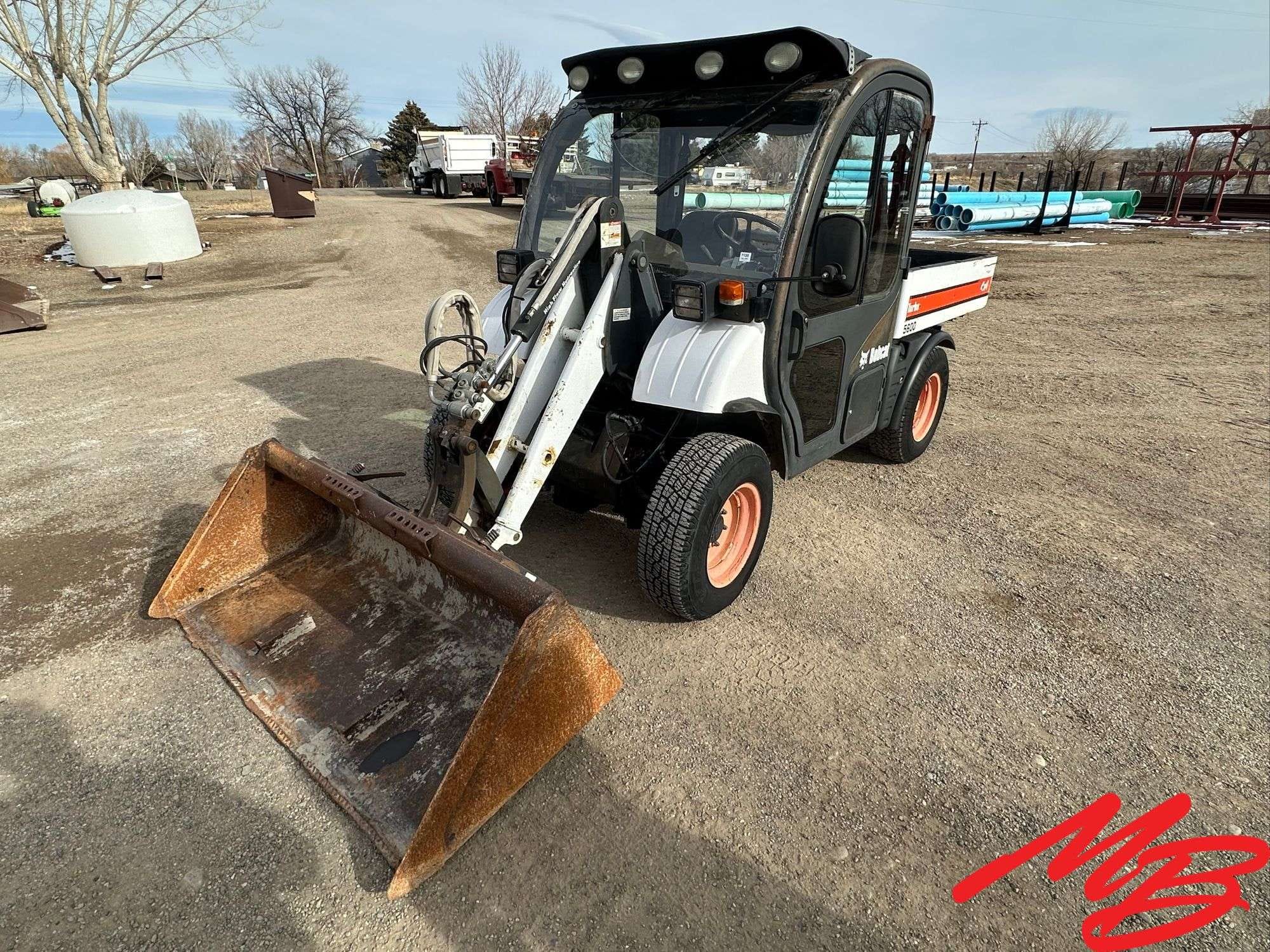 2005 Bobcat Toolcat 5600 Equipment Image0