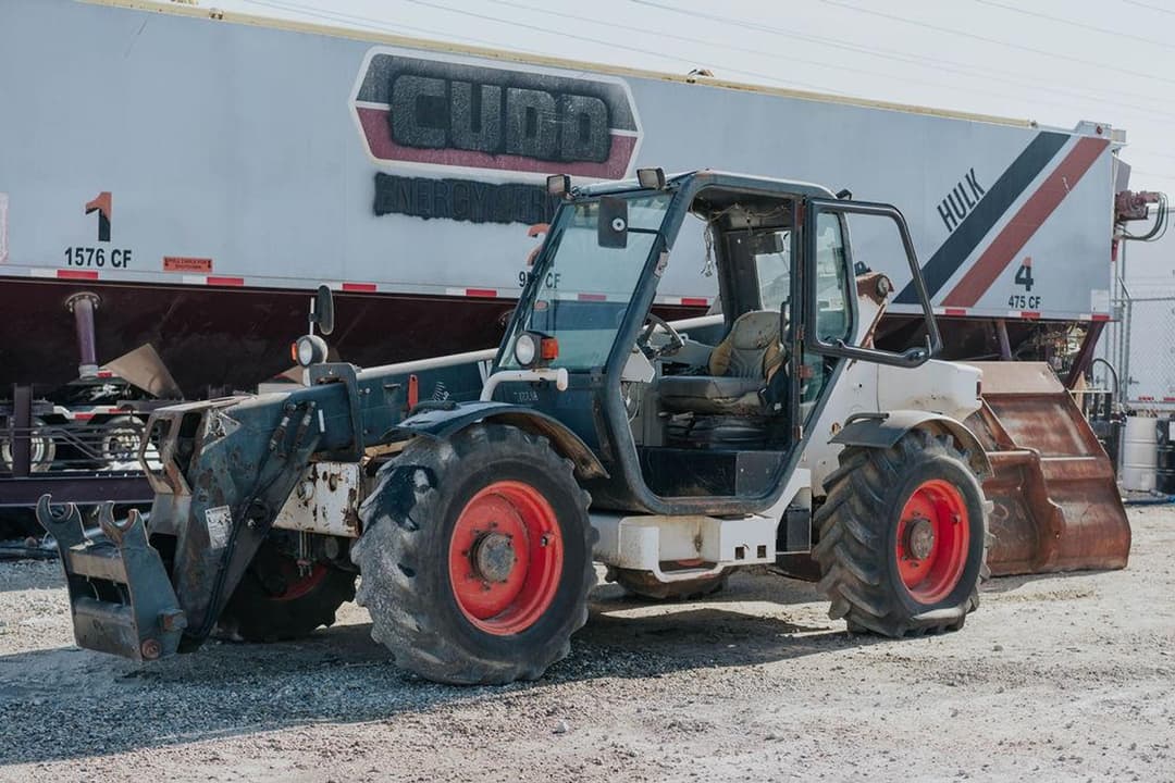Image of Bobcat V723 Primary image