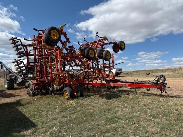 Image of Bourgault 5710 equipment image 4