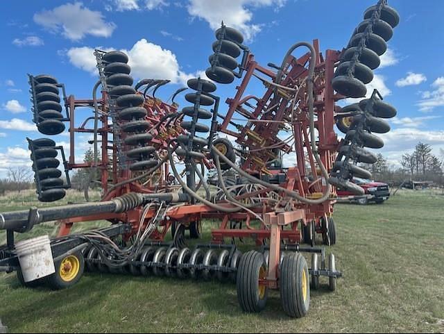 Image of Bourgault 5710 equipment image 1