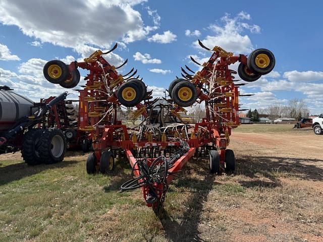 Image of Bourgault 5710 equipment image 1