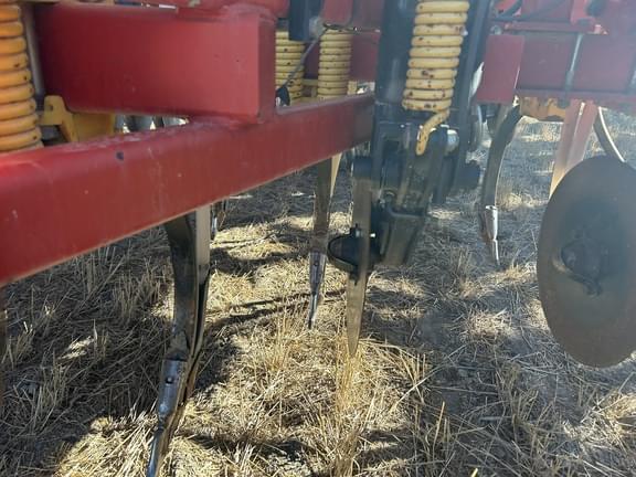 Image of Bourgault 5710 equipment image 4