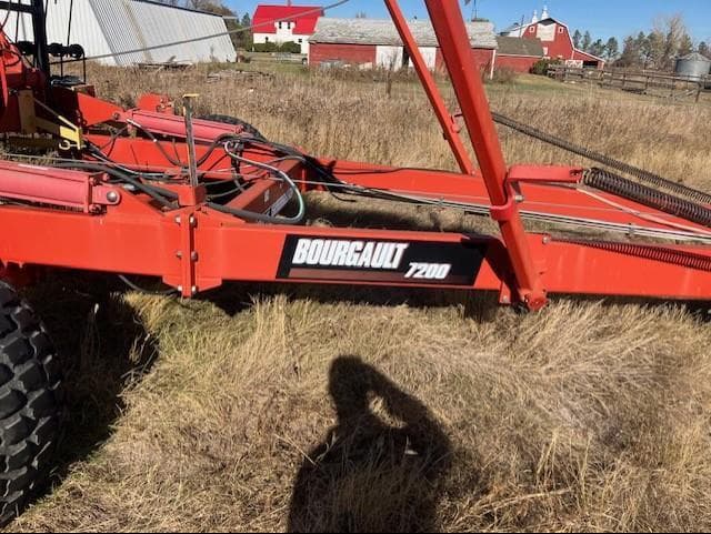 Image of Bourgault 7200 equipment image 2