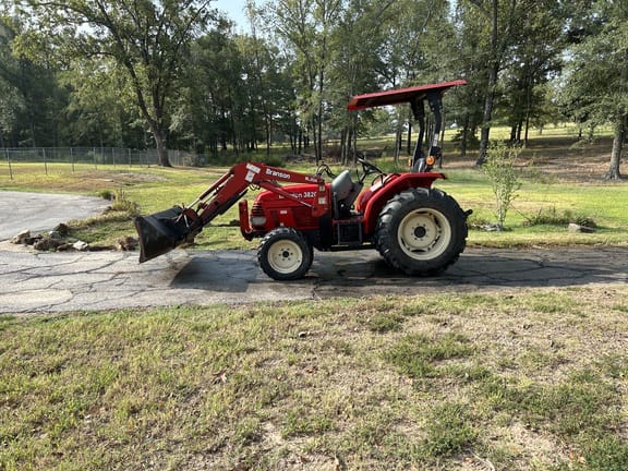 Main image Branson 3820