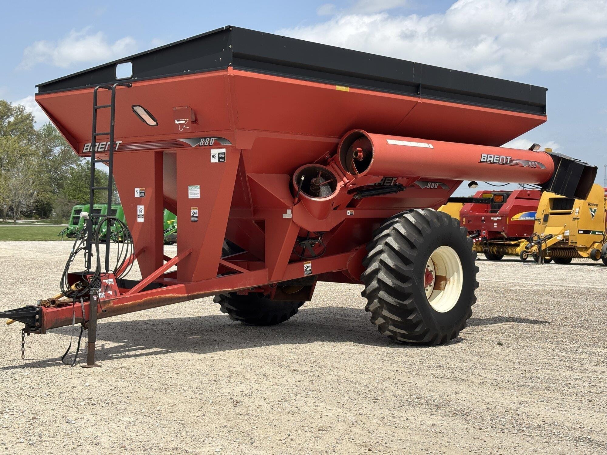 2005 Brent 880 Equipment Image0
