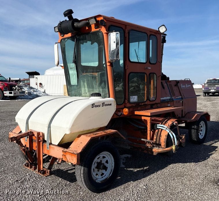 2005 Broce RC350 Equipment Image0