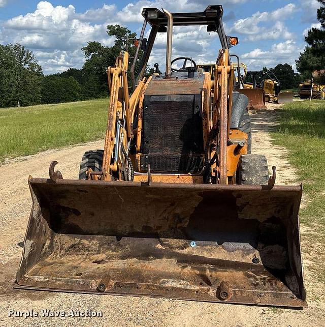 Image of Case 570MXT equipment image 1