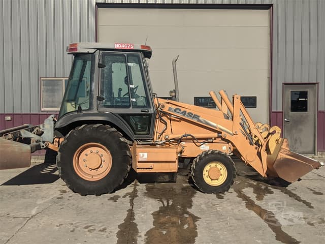 Image of Case 570M XT equipment image 1