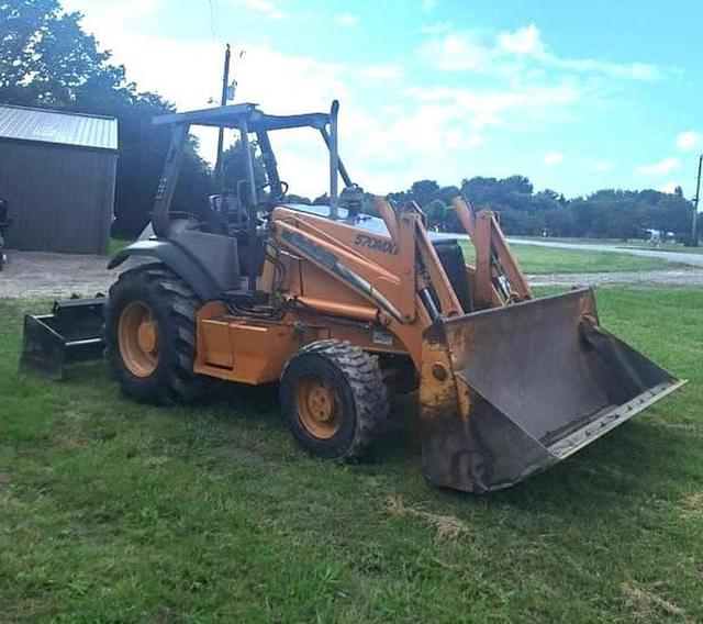 Image of Case 570M XT equipment image 2