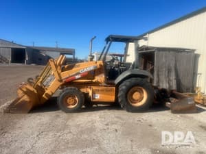 2005 Case 570MXT Image