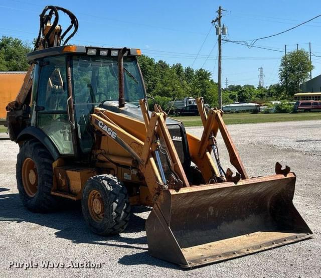 Image of Case 580 Super M Series 2 equipment image 2