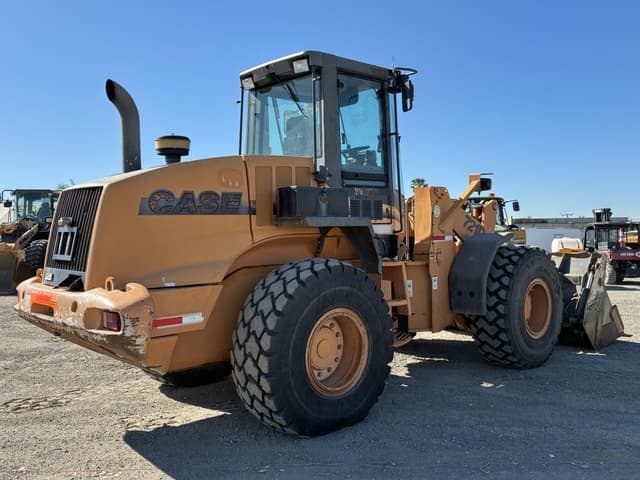 Image of Case 721D equipment image 2