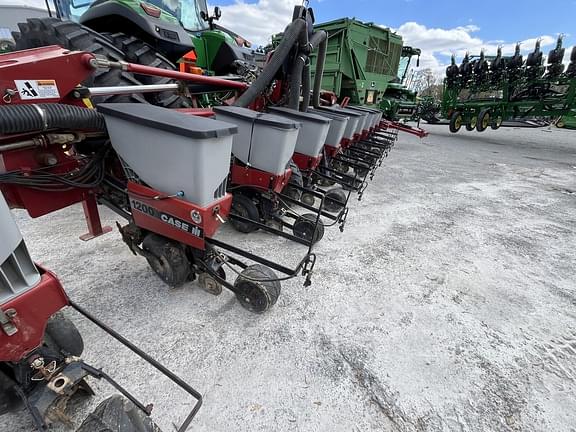 Image of Case IH 1200 equipment image 4