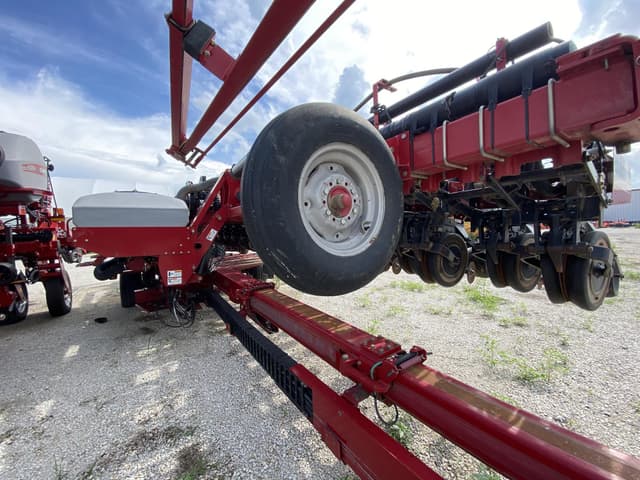 Image of Case IH 1200 equipment image 3